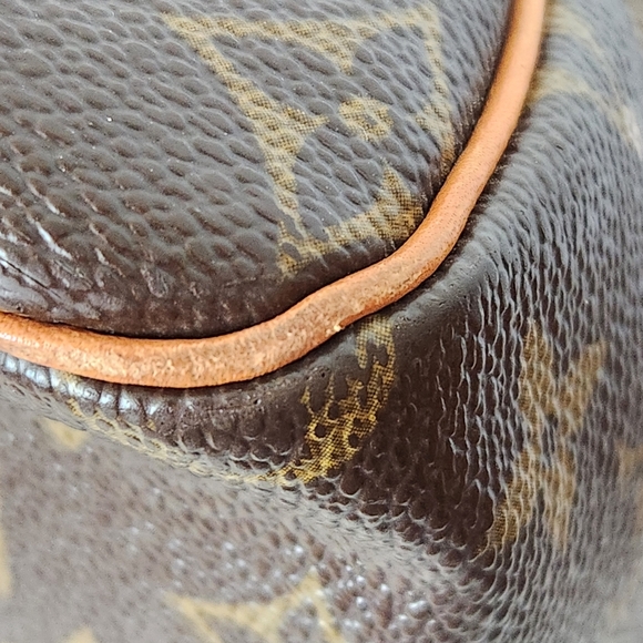 Louis Vuitton Speedy 30 - Picture 7 of 16